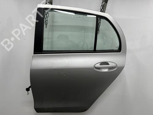 Dør venstre bagtil TOYOTA YARIS (_P9_) 1.4 D-4D (NLP90_, NLP90R) (90 hp) 27640677