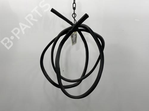 Used Rubber door seal PEUGEOT 205 II (20A/C) [1987-2000]  24829132