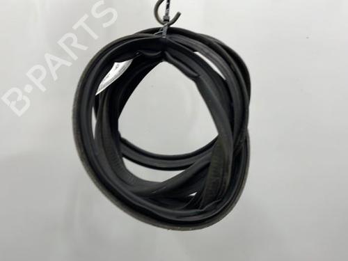 Rubber door seal CHRYSLER 300M (LR) 2.7 V6 24V BP21240570C142