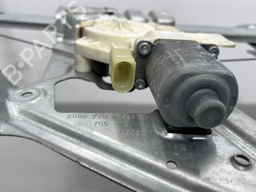 Used Front right window mechanism Front right window mechanism MERCEDES-BENZ SPRINTER 3,5-t Van (B906) 313 CDI (906.631, 906.633, 906.635, 906.637) (129 hp) 26965093 26965093