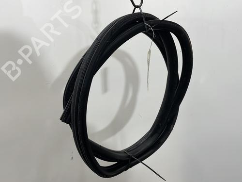 rubber-door-seal-bmw-3-e46-1997-1998-1999-2000-2001-2002-2003-2004-2005-31053355 main image