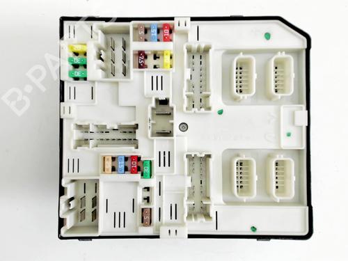 Used Fuse box RENAULT SCÉNIC III (JZ0/1_) 1.6 dCi (JZ00, JZ12) (130 hp) 31679440