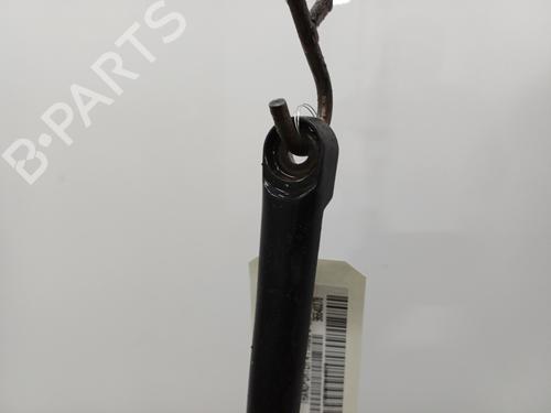 Used Front windshield wiper arm Front windshield wiper arm 22103866 22103866