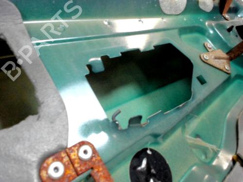 Used Left front door Left front door PEUGEOT 306 Convertible (7D, N3, N5) 1.6 (89 hp) 20477155 20477155
