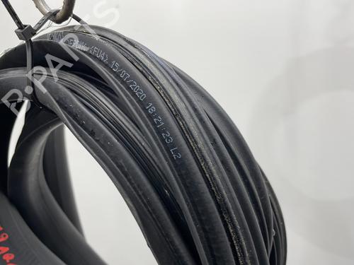 Used Rubber door seal Rubber door seal DACIA DUSTER (HM_) 1.5 dCi 115 (HMAD) (116 hp) 22104670 22104670