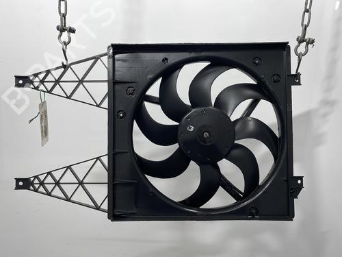 Used Radiator fan VW POLO IV (9N_, 9A_) 1.2 (60 hp) 30547992
