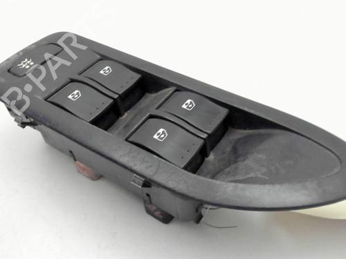 Used Left front window switch Left front window switch RENAULT LAGUNA II (BG0/1_) 1.6 16V (BG1G, BG1H) (112 hp) 35892428 35892428