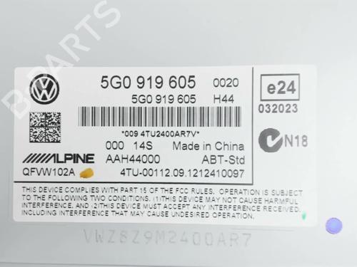 Used Radio Radio VW GOLF VII (5G1, BQ1, BE1, BE2) 1.6 TDI (105 hp) 24620330 24620330