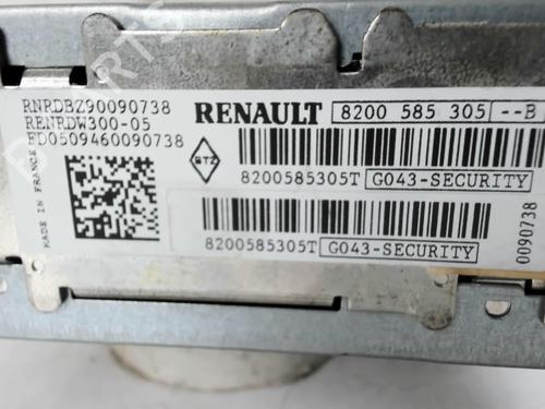 Bilradio RENAULT TRAFIC II Bus (JL) 2.0 dCi 90 (JL00, JL01, JL0H, JL0M, JL0P, JL0S) | BP29638862E6 