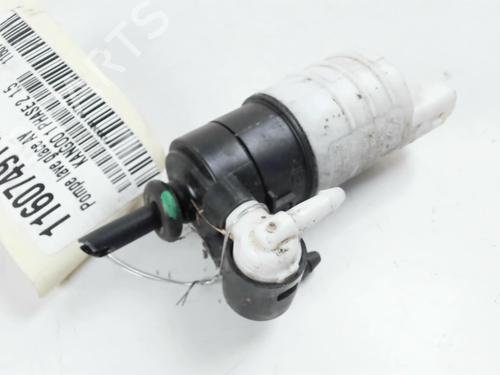 Used Washer pump Washer pump RENAULT KANGOO Express (FC0/1_) 1.5 dCi (FC07, FC1R) (65 hp) 32138706 32138706