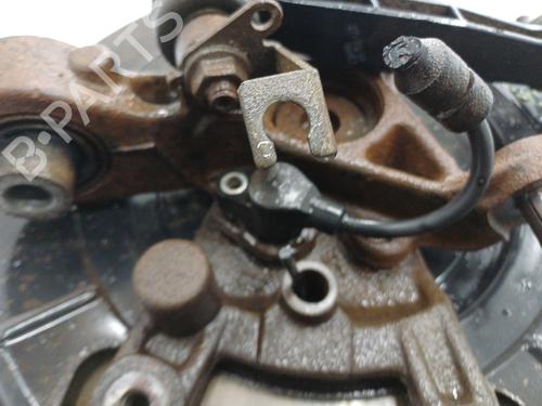 Used Right rear steering knuckle Right rear steering knuckle PEUGEOT 406 (8B) 2.0 HDI 110 (109 hp) 33993773 33993773