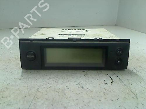 Used Display monitor NISSAN MICRA III (K12) 1.2 16V (80 hp) 21232914