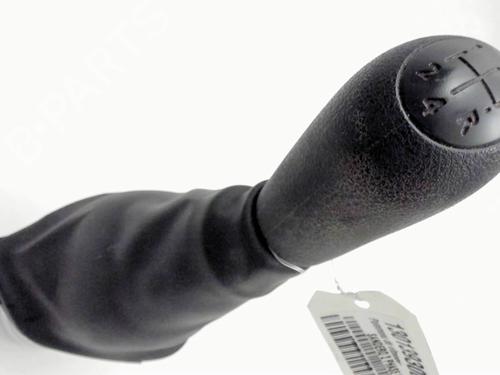 Shift knob DACIA SANDERO II 1.0 SCe 75 (B8JC, B8JD, B8NC) | BP38101331I34 - Image 4