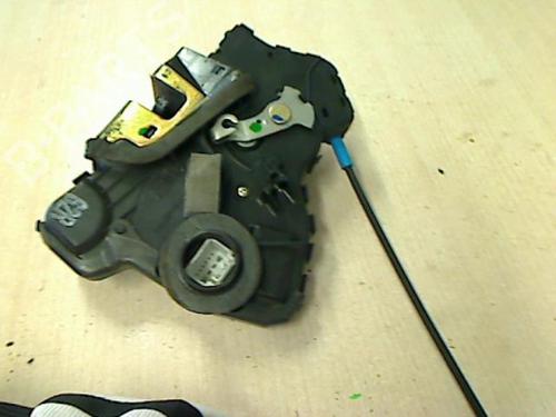 Front right lock TOYOTA AVENSIS (_T25_) 2.0 D-4D (CDT250_, CDT250R) | BP20415379C97 