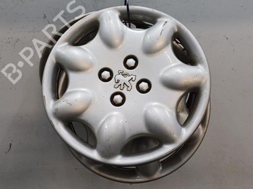 Used Hub cap PEUGEOT 306 Hatchback (7A, 7C, N3, N5) 1.4 (75 hp) 20468047