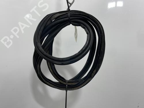 Used Rubber door seal OPEL ASTRA H GTC (A04) 1.7 CDTi (L08) (101 hp) 31328043