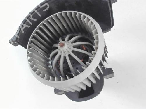Moteur de chauffage VW TOUAREG (7LA, 7L6, 7L7) 2.5 R5 TDI (174 hp) 20424194