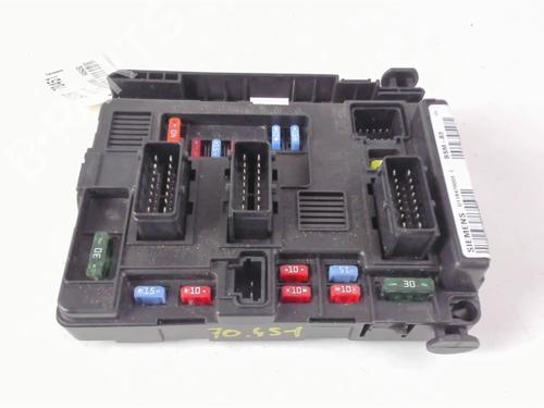 Used Fuse box Fuse box PEUGEOT 1007 (KM_) 1.6 16V (109 hp) 21275424 21275424