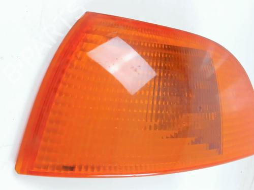 Clignotant avant gauche FIAT PUNTO (176_) 60 1.2 (176AP, 176AR, 176AQ, 176BB) (60 hp) 21233304