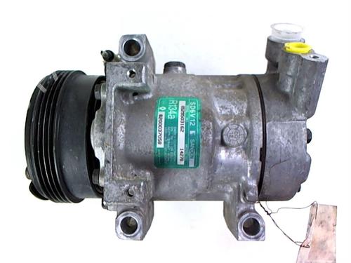 Used AC compressor AC compressor RENAULT TWINGO I (C06_) 1.2 16V (C06C, C06D, C06K) (75 hp) 20403120 20403120
