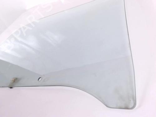 Used Rear right door window Rear right door window 21206251 21206251
