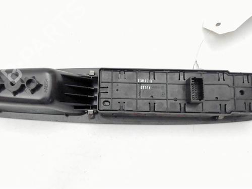 Used Left front window switch Left front window switch RENAULT SCÉNIC III (JZ0/1_) 1.9 dCi (JZ0J, JZ1J, JZ1K, JZ1S) (131 hp) 36526339 36526339