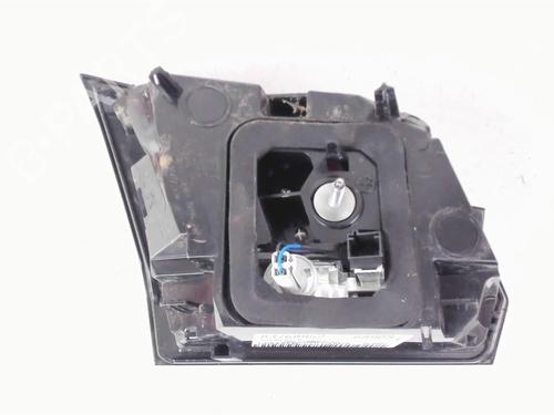 Used Right tailgate light Right tailgate light PEUGEOT 3008 II SUV (MC_, MR_, MJ_, M4_) 1.2 THP/ PureTech 130 (MRHNSM, MRHNSU, MRHNSJ, MRHNYW,... (131 hp) 20400112 20400112