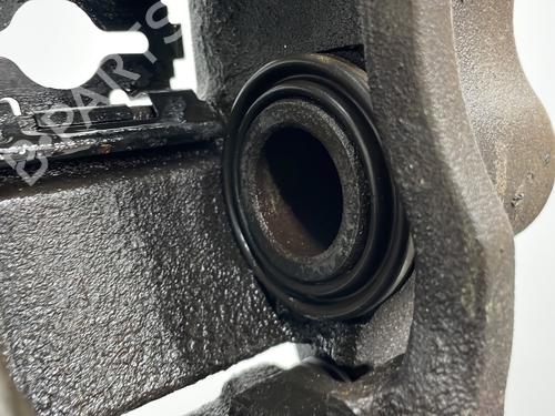 Used Right rear brake caliper Right rear brake caliper IVECO DAILY II Platform/Chassis 35-8 (14930304, 14931104, 14931111, 14931115, 14931204,... (84 hp) 30975692 30975692