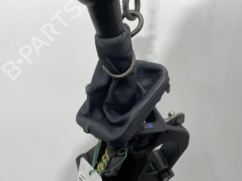 gear-lever-peugeot-1007-km_-2005-31631333 main image