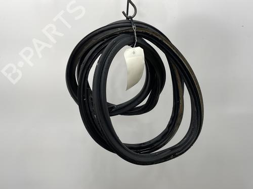 Used Rubber door seal TOYOTA YARIS (_P9_) 1.0 VVT-i (KSP90_, KSP90R) (69 hp) 26147509
