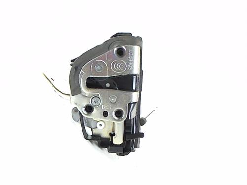 Used Rear left lock TOYOTA RAV 4 III (_A3_) 2.2 D 4WD (ALA30_, ALA30R) (136 hp) 20426717