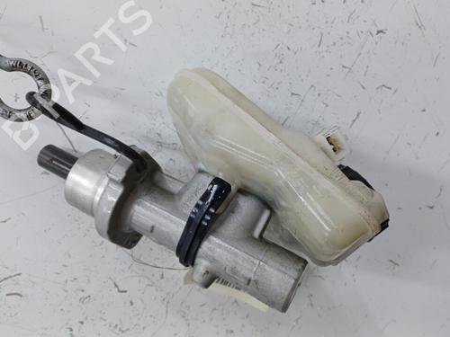 Used Brake master cylinder CITROËN XSARA (N1) 1.4 i (75 hp) 20464434