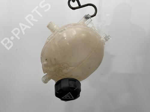 Used Expansion tank PEUGEOT 208 II (UB_, UP_, UW_, UJ_) 1.2 PureTech 75 (75 hp) 22695986