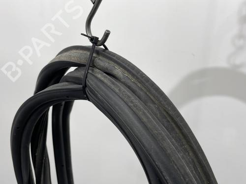 Rubber door seal PEUGEOT 207 (WA_, WC_) 1.4 16V | BP30401796C142 