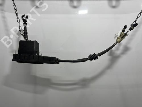 Used Gear lever PEUGEOT 308 II (LB_, LP_, LW_, LH_, L3_) 1.5 BlueHDi 130 (131 hp) 32305947