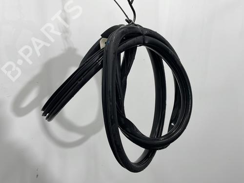 rubber-door-seal-kia-sportage-iii-sl-2009-2010-2011-2012-2013-2014-2015-2016-2017-31139269 main image