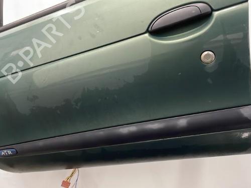 Used Left front door Left front door 20388197 20388197