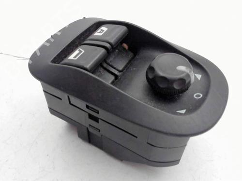 Used Left front window switch Left front window switch PEUGEOT 206 Hatchback (2A/C) 2.0 HDI 90 (90 hp) 39575935 39575935