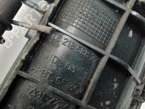 Used Tailgate handle Tailgate handle PEUGEOT PARTNER MPV (5_, G_) 1.8 (90 hp) 22104049 22104049