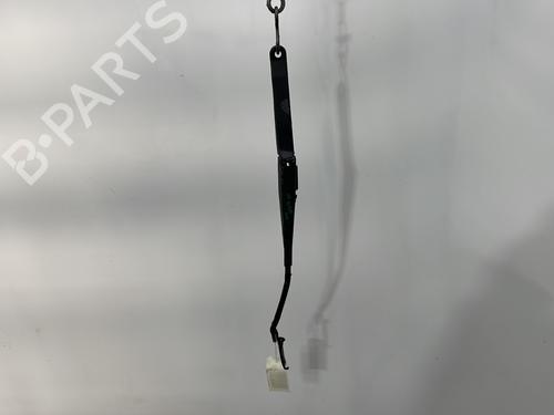 Used Front windshield wiper arm RENAULT ESPACE II (J/S63_) 2.1 TD (J633, J634, J/S635, J/S63D) (88 hp) 31053285
