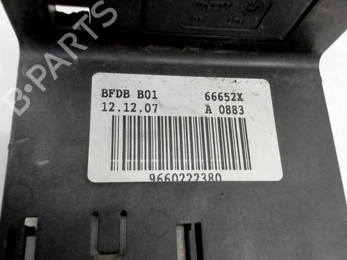 Used Electronic module Electronic module PEUGEOT 308 I (4A_, 4C_) 1.6 HDi (109 hp) 28498697 28498697