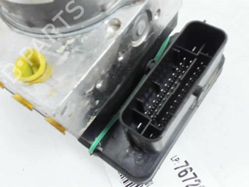 Used ABS pump ABS pump KIA STONIC (YB) 1.0 T-GDi (101 hp) 27638407 27638407