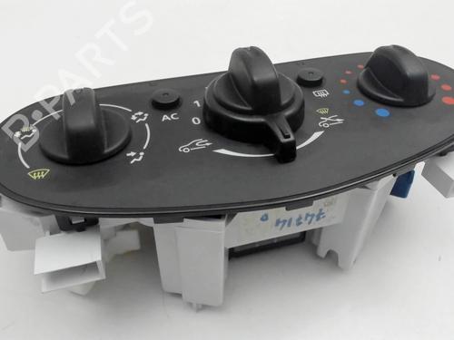 Used Climate control Climate control DACIA SANDERO 1.6 16V Bifuel (105 hp) 30364015 30364015