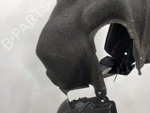 wheel-arch-toyota-auris-_e18_-2012-2013-2014-2015-2016-2017-2018-2019-23994432 main image