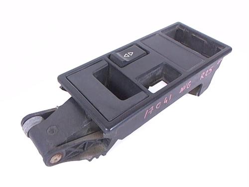 Used Front left interior door handle Front left interior door handle RENAULT 25 (B29_) 2.1 Diesel (B296) (69 hp) 20399281 20399281