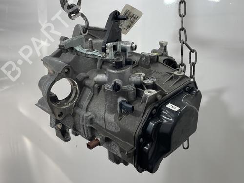Used Gearbox Gearbox VW POLO VI (AW1, BZ1, AE1) 1.0 (75 hp) 33438578 33438578