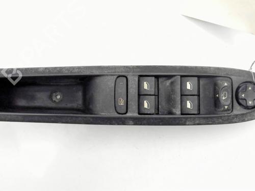 Used Left front window switch CITROËN C4 II (NC_) 1.6 HDi 115 (114 hp) 29625281