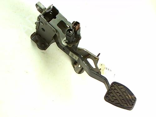 Used Break pedal Break pedal RENAULT KOLEOS I (HY_) 2.0 dCi 4x4 (HY0K) (150 hp) 20467096 20467096