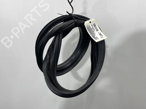 Joint de porte de voiture FIAT TIPO Hatchback (356_, 357_) 1.4 (356HXA1B, 357) (95 hp) 32138985