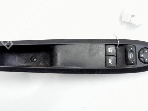 Used Left front window switch CITROËN C4 II (NC_) 1.6 HDi 115 (114 hp) 32149453